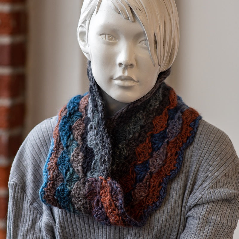Anna Moebius Cowl