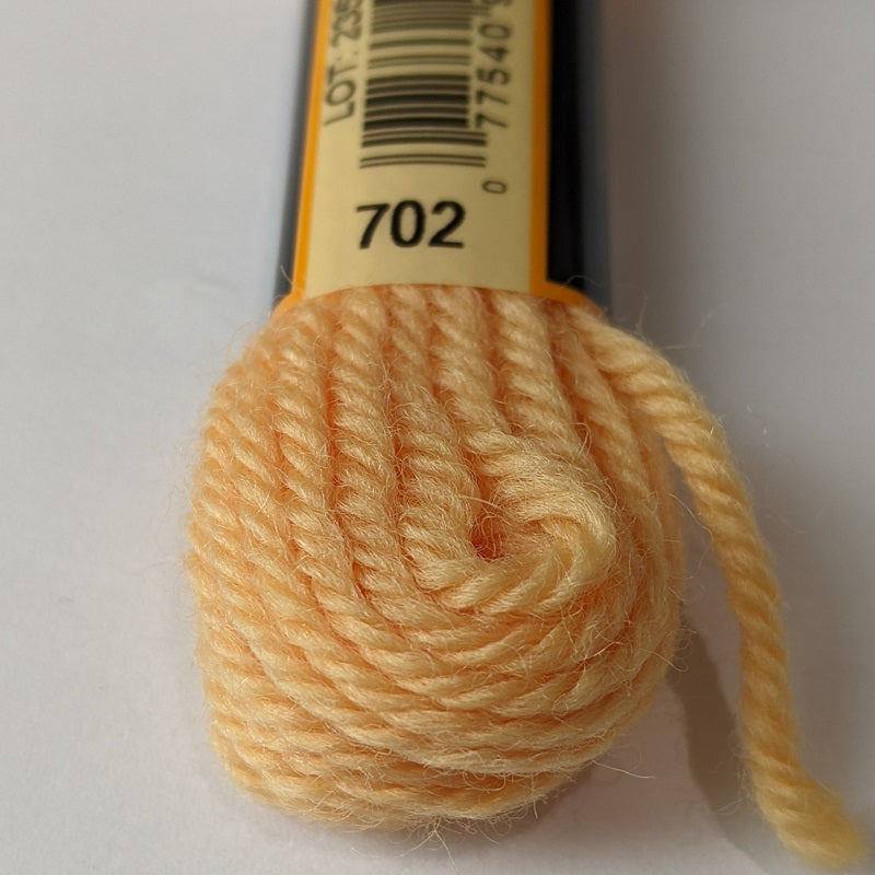 DMC Tapestry Wool CB702#color_cb702