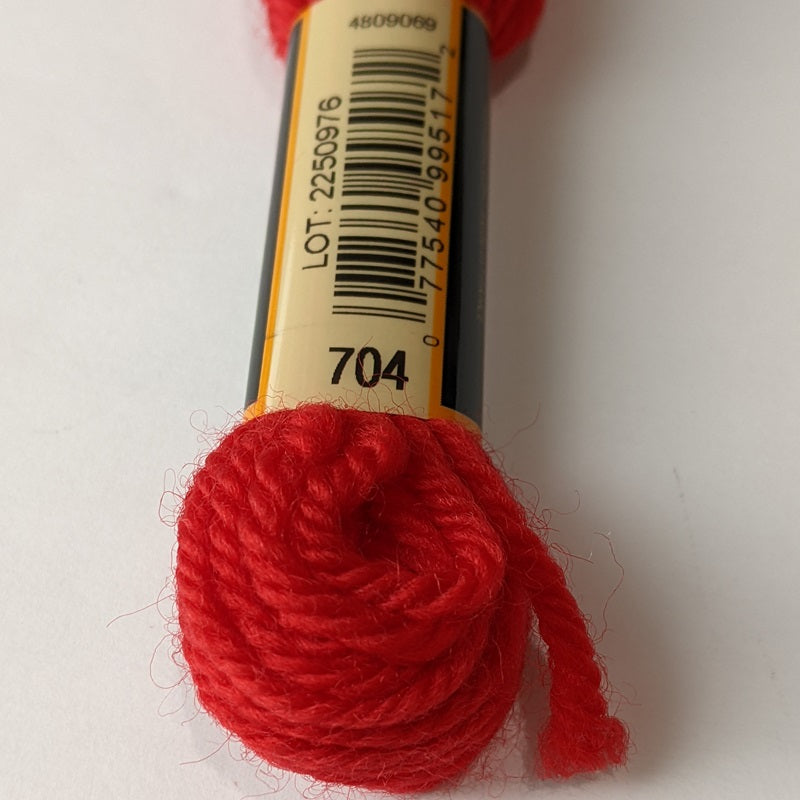 DMC Tapestry Wool CB704#color_cb704