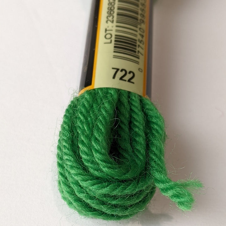 DMC Tapestry Wool CB722#color_cb722