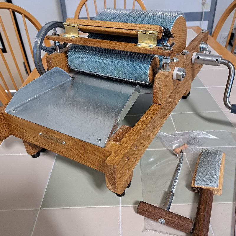 Craft Space Rental: Duncan Drum Carder - hourly