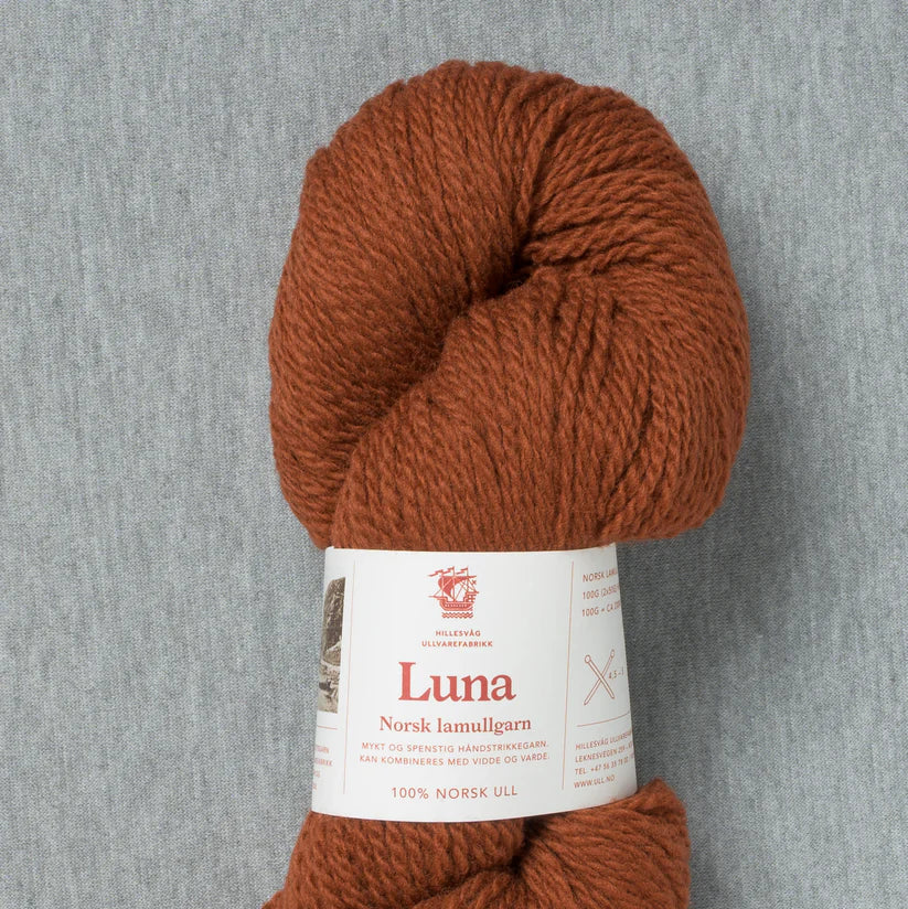 Hillesvag Luna 442 Reddish Brown#color_442-reddish-brown