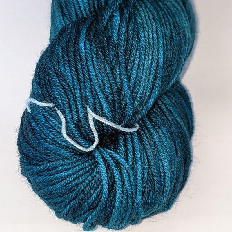 Bryson Variations 107 Emerald Waters#color_107-emerald-waters