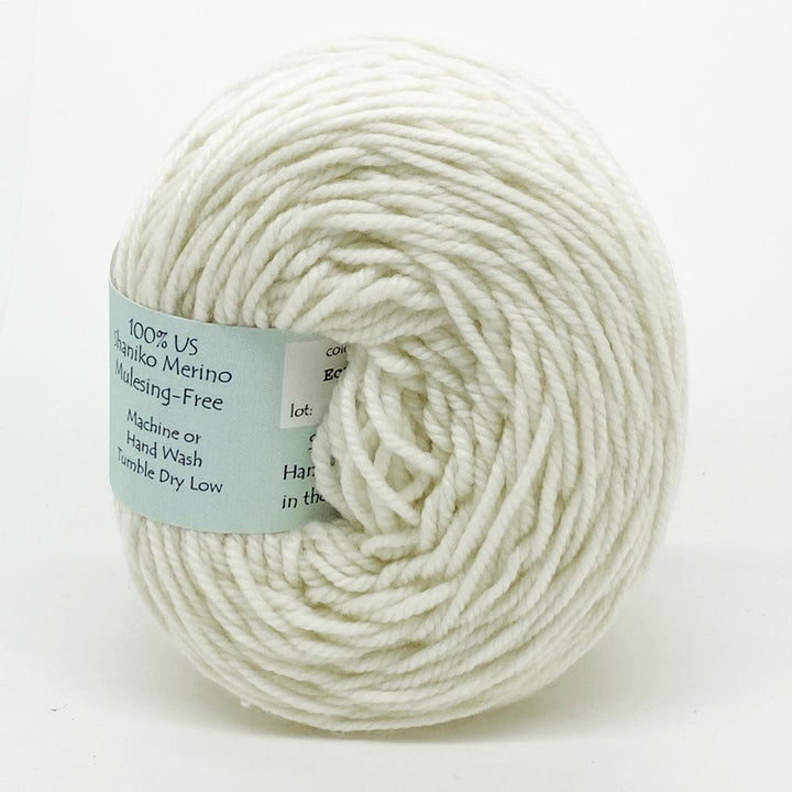 Freia Superwash Worsted Ecru#color_ecru